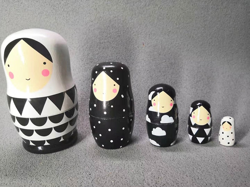 Handmade Russian Nesting Dolls Matryoshka (5-Piece Set)