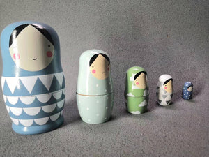 Handmade Russian Nesting Dolls Matryoshka (5-Piece Set)