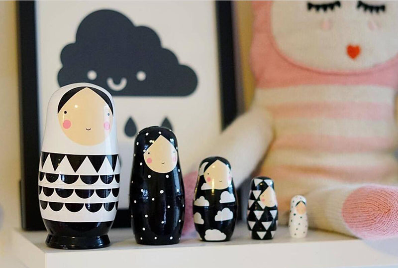 Handmade Russian Nesting Dolls Matryoshka (5-Piece Set)